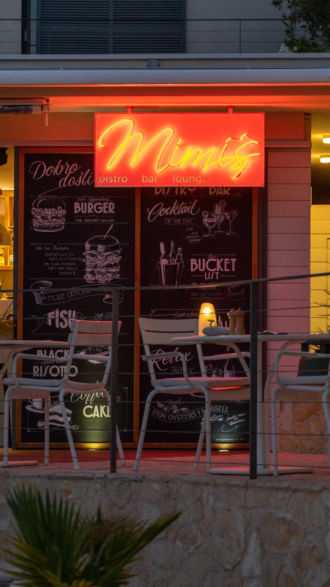 Mimi's Bistro — Mimis blackboard sign