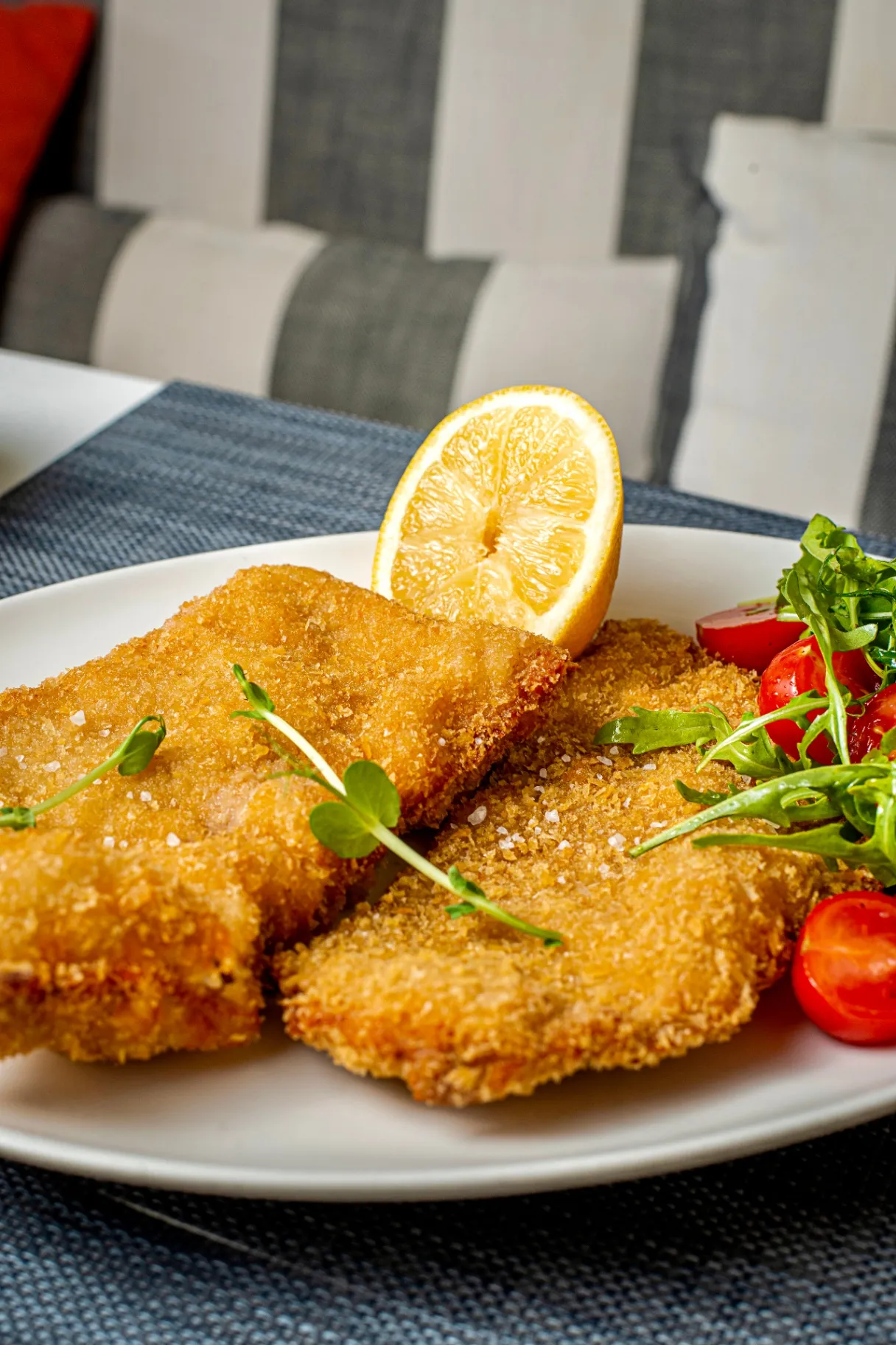 Mimi's Bistro — Veal milanese closeup