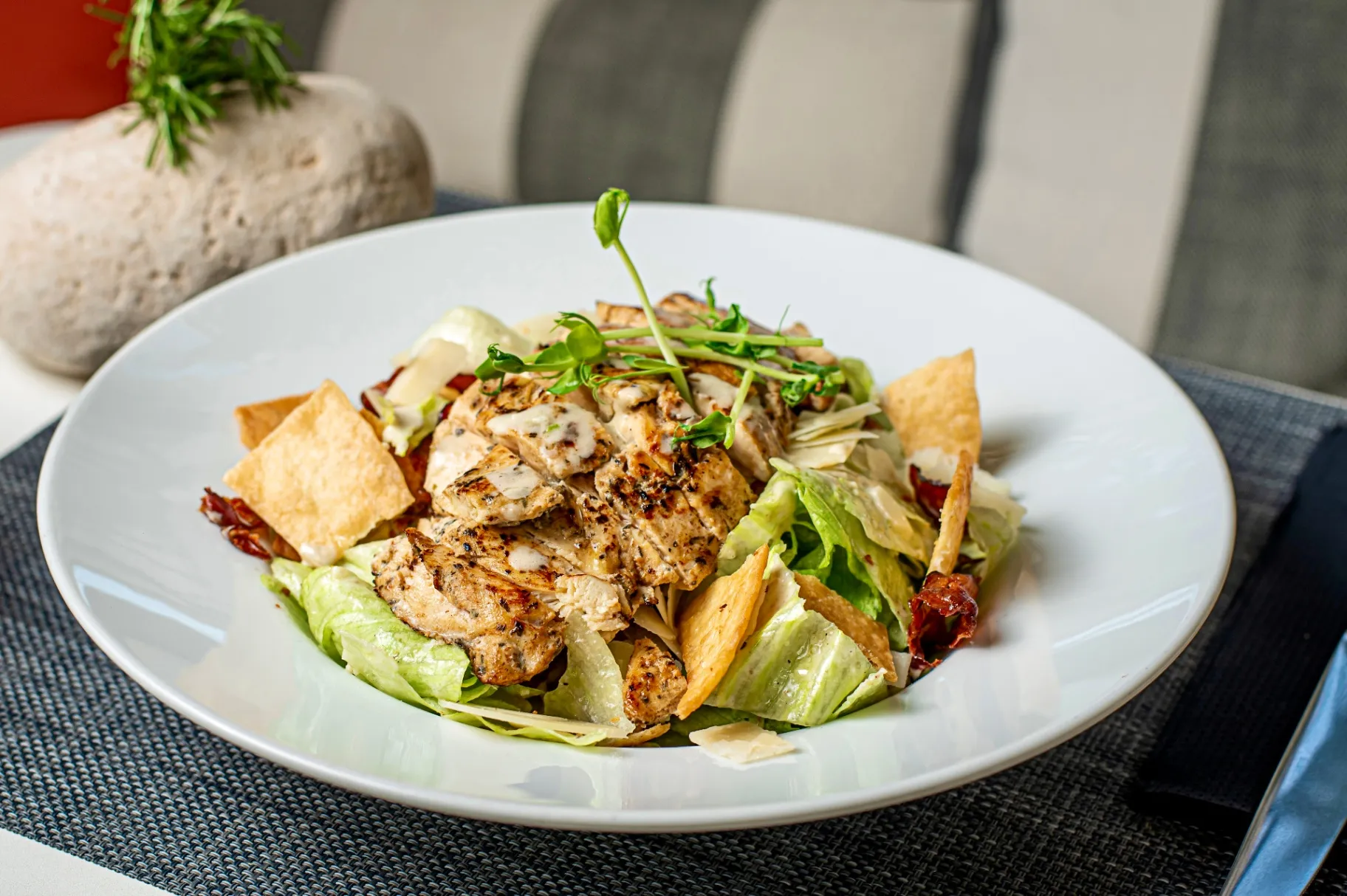 Mimi's Bistro — caesar